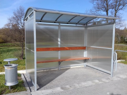 Zastřešení autobusových zastávek „Třinec, Nebory, hranice“