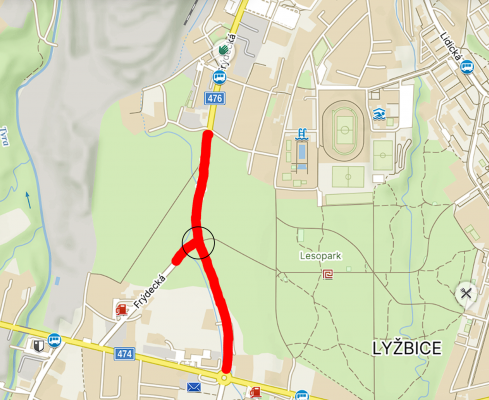 Chodník mezi ul. Ke Stadionu a ČS Shell a přechodem pro chodce na starou Frýdeckou