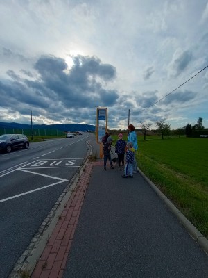 Zastřešení autobusových zastávek „Třinec, Nebory, hranice“
