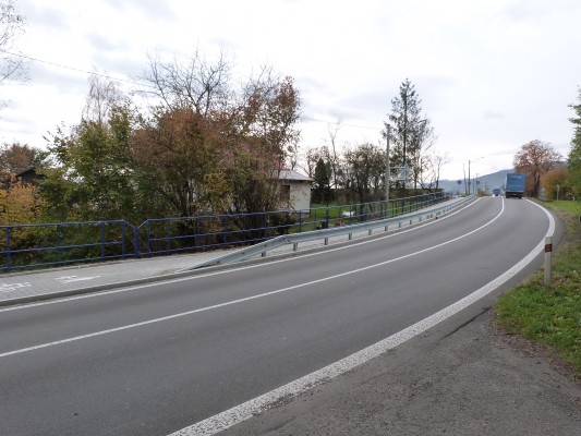 Chodník Nebory směr Český Těšín