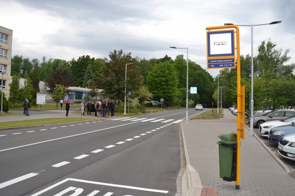 Výstavba chodníku a rekonstrukce komunikace na Podlesí