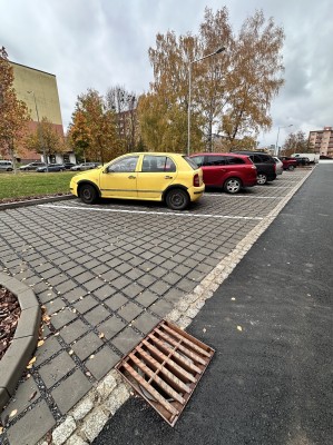 Parkoviště ul. Dukelská