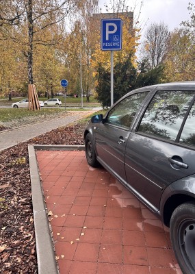 Parkoviště ul. Dukelská