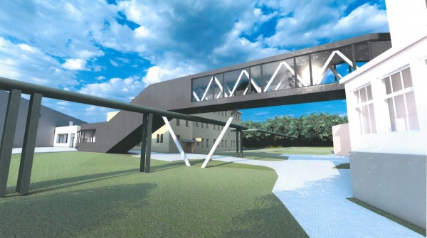 Jubilejní Masarykova škola - spojovací krček s tělocvičnou