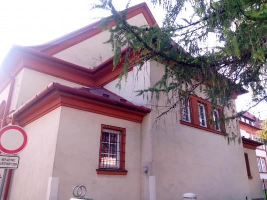 Základní škola Petra Bezruče - rekonstrukce střechy